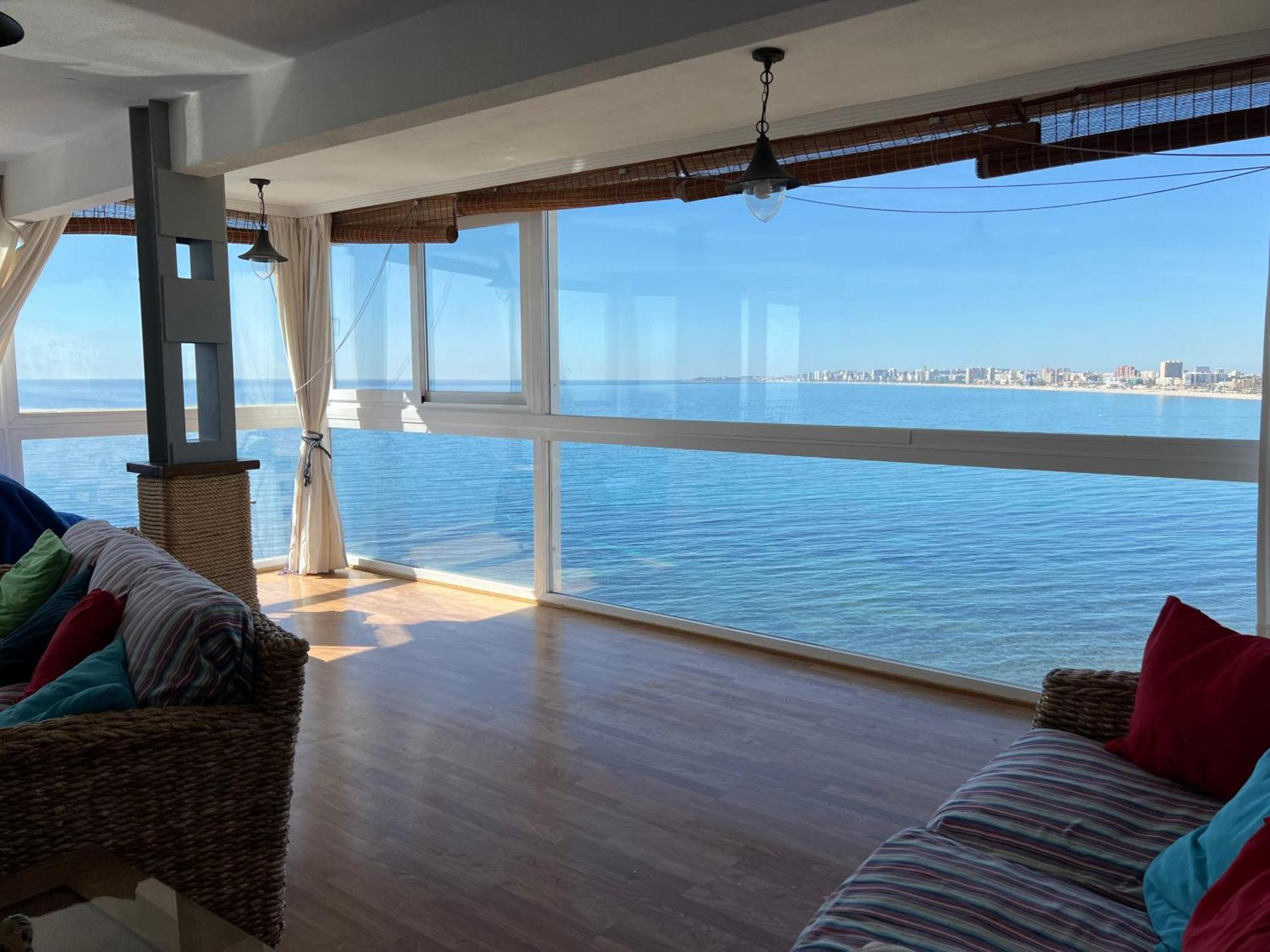 אל קאמפיו Sobre Las Olas Del Mar מראה חיצוני תמונה